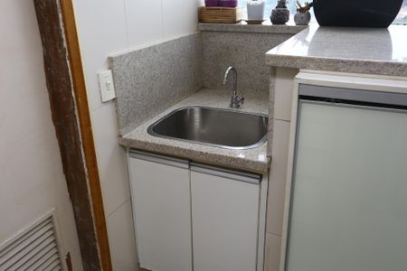 Apartamento para alugar com 97m², 3 quartos e 2 vagas Apartamento para alugar com 97m², 3 quartos e 2 vagasÁrea de Serviço