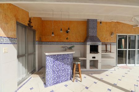 Apartamento para alugar com 100m², 2 quartos e 1 vaga Apartamento para alugar com 100m², 2 quartos e 1 vagaVaranda