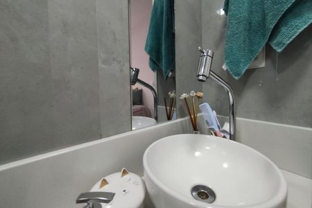 Apartamento à venda com 85m², 3 quartos e 1 vaga Apartamento à venda com 85m², 3 quartos e 1 vagaBanheiro Suíte