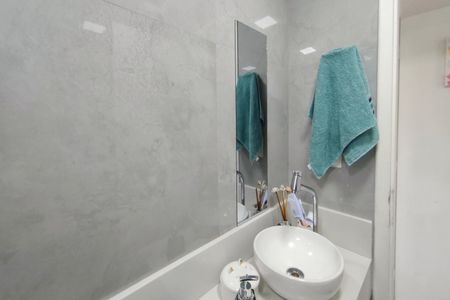 Apartamento à venda com 85m², 3 quartos e 1 vaga Apartamento à venda com 85m², 3 quartos e 1 vagaBanheiro Suíte