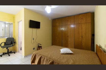 Casa à venda com 160m², 4 quartos e 3 vagas Casa à venda com 160m², 4 quartos e 3 vagasSuíte 1