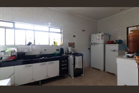 Casa à venda com 160m², 4 quartos e 3 vagas Casa à venda com 160m², 4 quartos e 3 vagasCozinha