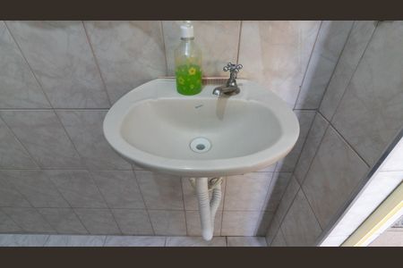 Casa à venda com 160m², 4 quartos e 3 vagas Casa à venda com 160m², 4 quartos e 3 vagasLavabo