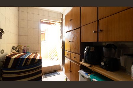 Casa à venda com 160m², 4 quartos e 3 vagas Casa à venda com 160m², 4 quartos e 3 vagasÁrea de Serviço