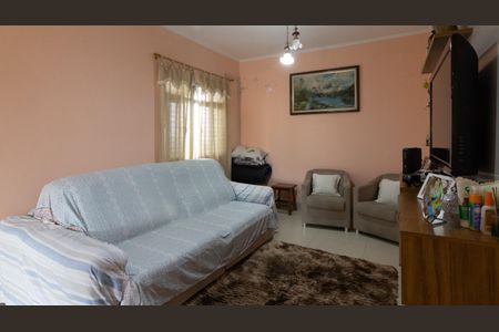 Casa à venda com 160m², 4 quartos e 3 vagas Casa à venda com 160m², 4 quartos e 3 vagasSala