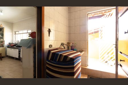 Casa à venda com 160m², 4 quartos e 3 vagas Casa à venda com 160m², 4 quartos e 3 vagasÁrea de Serviço