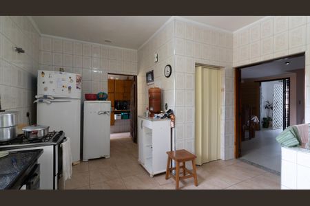 Casa à venda com 160m², 4 quartos e 3 vagas Casa à venda com 160m², 4 quartos e 3 vagasCozinha