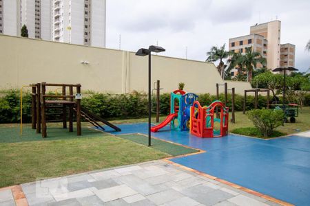 Apartamento à venda com 213m², 5 quartos e 6 vagas Apartamento à venda com 213m², 5 quartos e 6 vagasÁrea comum - Playground