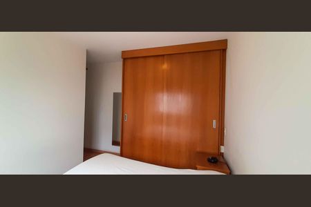 Apartamento à venda com 213m², 5 quartos e 6 vagas Apartamento à venda com 213m², 5 quartos e 6 vagasSuíte 1