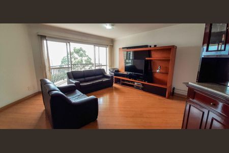 Apartamento à venda com 213m², 5 quartos e 6 vagas Apartamento à venda com 213m², 5 quartos e 6 vagasSala de Estar