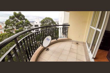 Apartamento à venda com 213m², 5 quartos e 6 vagas Apartamento à venda com 213m², 5 quartos e 6 vagasSacada