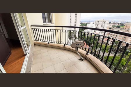 Apartamento à venda com 213m², 5 quartos e 6 vagas Apartamento à venda com 213m², 5 quartos e 6 vagasSacada