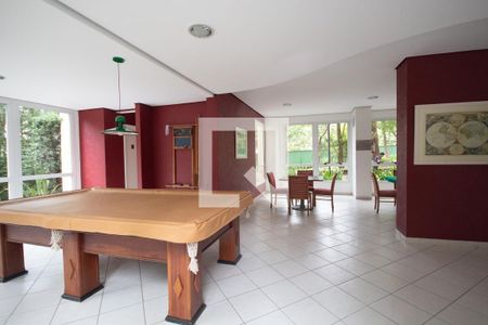 Apartamento à venda com 213m², 5 quartos e 6 vagas Apartamento à venda com 213m², 5 quartos e 6 vagasÁrea comum - Salão de Jogos