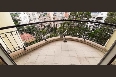 Apartamento à venda com 213m², 5 quartos e 6 vagas Apartamento à venda com 213m², 5 quartos e 6 vagasSacada