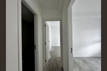 Apartamento à venda com 67m², 2 quartos e 1 vaga Apartamento à venda com 67m², 2 quartos e 1 vagaCorredor Quartos