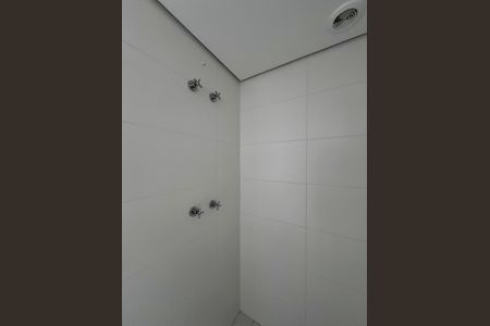 Apartamento à venda com 67m², 2 quartos e 1 vaga Apartamento à venda com 67m², 2 quartos e 1 vagaBanheiro Social