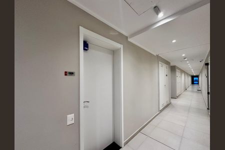 Apartamento à venda com 67m², 2 quartos e 1 vaga Apartamento à venda com 67m², 2 quartos e 1 vagaLockbox