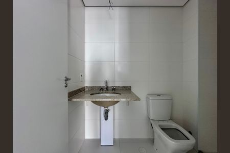 Apartamento à venda com 67m², 2 quartos e 1 vaga Apartamento à venda com 67m², 2 quartos e 1 vagaBanheiro Suíte