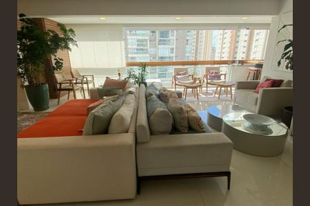 Apartamento à venda com 168m², 3 quartos e 3 vagas