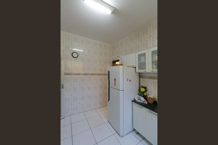 Casa à venda com 204m², 3 quartos e 2 vagas Casa à venda com 204m², 3 quartos e 2 vagasCozinha