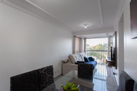 Apartamento à venda com 70m², 2 quartos e 1 vaga Apartamento à venda com 70m², 2 quartos e 1 vagaSala