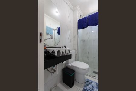 Apartamento à venda com 70m², 2 quartos e 1 vaga Apartamento à venda com 70m², 2 quartos e 1 vagaBanheiro