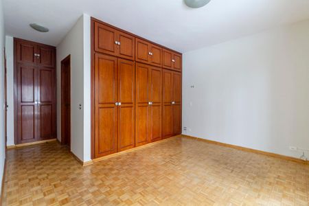 Apartamento à venda com 188m², 4 quartos e 3 vagas Apartamento à venda com 188m², 4 quartos e 3 vagasSuíte