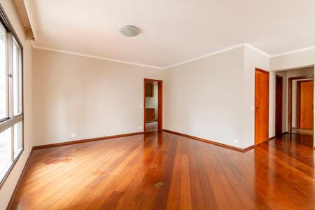 Apartamento à venda com 188m², 4 quartos e 3 vagas Apartamento à venda com 188m², 4 quartos e 3 vagasSala