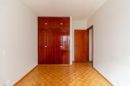 Apartamento à venda com 188m², 4 quartos e 3 vagas Apartamento à venda com 188m², 4 quartos e 3 vagasQuarto 3