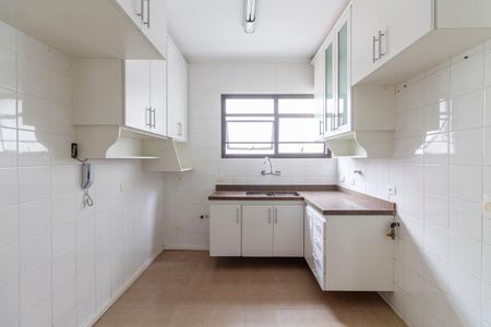 Apartamento à venda com 188m², 4 quartos e 3 vagas Apartamento à venda com 188m², 4 quartos e 3 vagasCozinha