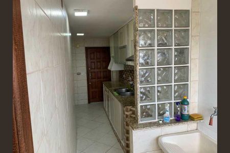 Apartamento à venda com 77m², 2 quartos e 1 vaga
