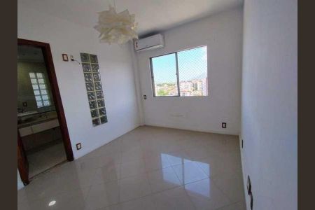 Apartamento à venda com 77m², 2 quartos e 1 vaga