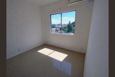 Apartamento à venda com 77m², 2 quartos e 1 vaga
