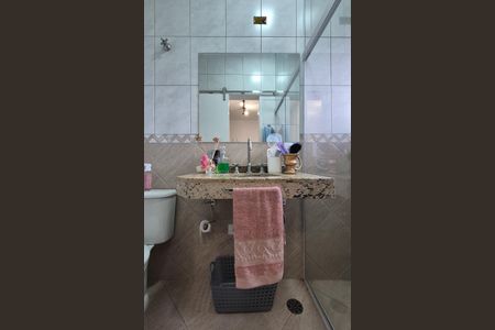 Apartamento à venda com 73m², 2 quartos e 2 vagas Apartamento à venda com 73m², 2 quartos e 2 vagasBanheiro da Suíte