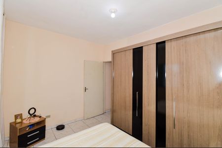 Casa à venda com 105m², 4 quartos e 2 vagas Casa à venda com 105m², 4 quartos e 2 vagasQuarto 4