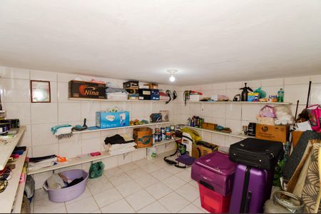 Casa à venda com 105m², 4 quartos e 2 vagas Casa à venda com 105m², 4 quartos e 2 vagasQuarto de Serviço