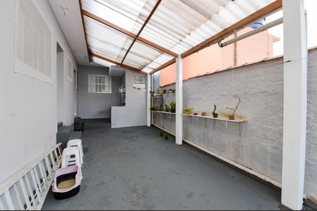 Casa à venda com 105m², 4 quartos e 2 vagas Casa à venda com 105m², 4 quartos e 2 vagasQuintal