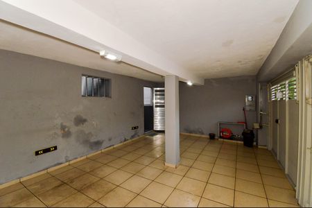 Casa à venda com 105m², 4 quartos e 2 vagas Casa à venda com 105m², 4 quartos e 2 vagasGaragem