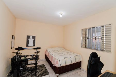 Casa à venda com 105m², 4 quartos e 2 vagas Casa à venda com 105m², 4 quartos e 2 vagasQuarto 2