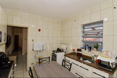 Casa à venda com 105m², 4 quartos e 2 vagas Casa à venda com 105m², 4 quartos e 2 vagasCozinha