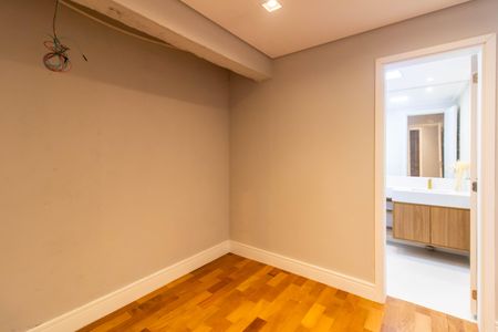Apartamento à venda com 122m², 3 quartos e 2 vagas Apartamento à venda com 122m², 3 quartos e 2 vagasSuíte 1