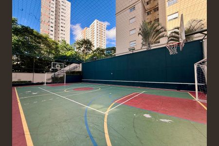 Apartamento à venda com 122m², 3 quartos e 2 vagas Apartamento à venda com 122m², 3 quartos e 2 vagasArea Comum - Quadra