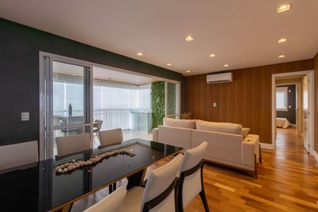 Apartamento à venda com 122m², 3 quartos e 2 vagas Apartamento à venda com 122m², 3 quartos e 2 vagasSala