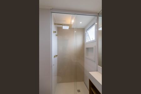 Apartamento à venda com 122m², 3 quartos e 2 vagas Apartamento à venda com 122m², 3 quartos e 2 vagasBanheiro Suíte 1