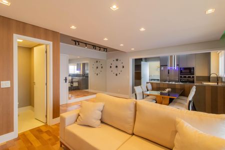 Apartamento à venda com 122m², 3 quartos e 2 vagas Apartamento à venda com 122m², 3 quartos e 2 vagasSala