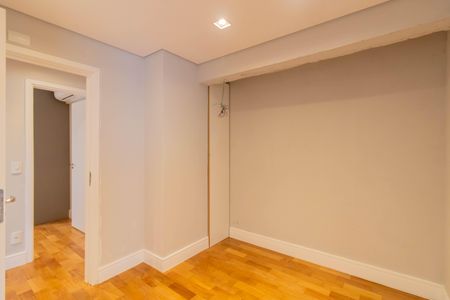 Apartamento à venda com 122m², 3 quartos e 2 vagas Apartamento à venda com 122m², 3 quartos e 2 vagasSuíte 1