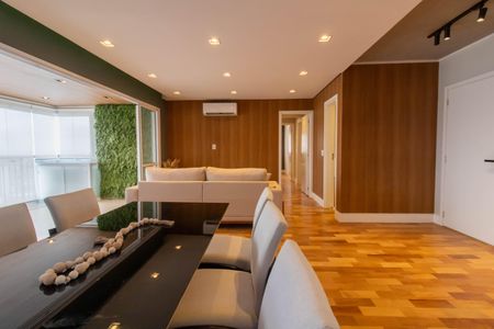 Apartamento à venda com 122m², 3 quartos e 2 vagas Apartamento à venda com 122m², 3 quartos e 2 vagasSala