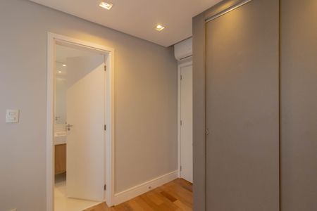 Apartamento à venda com 122m², 3 quartos e 2 vagas Apartamento à venda com 122m², 3 quartos e 2 vagasSuíte 3