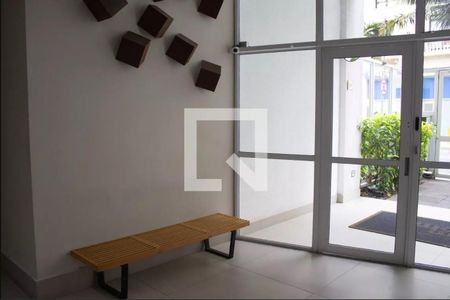 Studio para alugar com 35m², 1 quarto e 1 vaga Studio para alugar com 35m², 1 quarto e 1 vagaHall de entrada