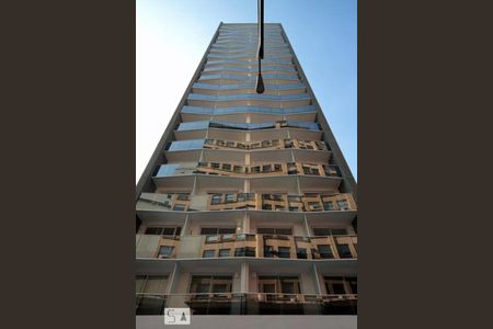 Studio para alugar com 33m², 1 quarto e sem vaga Studio para alugar com 33m², 1 quarto e sem vagaFachada